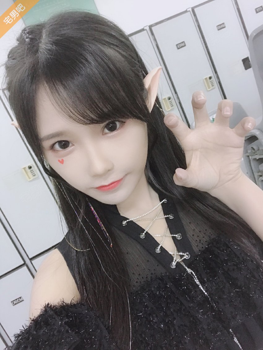 今日妹子图 20190830 介绍一下我老婆 @BEJ48-苏杉杉 - 壹悠家