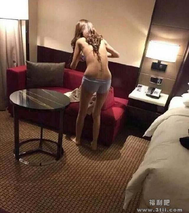 疑似马蓉与经纪人宋喆床照曝光