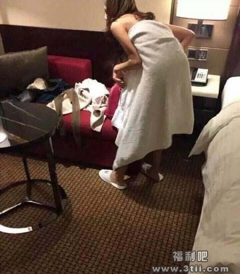 疑似马蓉与经纪人宋喆床照曝光