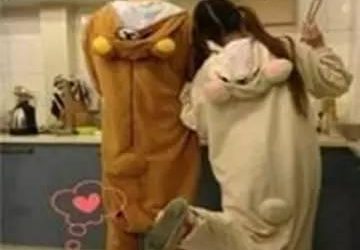 网友吐槽和女友同居后，整个生活变的生不如死！ - 壹悠家