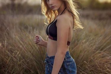 13岁的澳洲美少女嫩模 身材玲珑曲线毕现 - 壹悠家