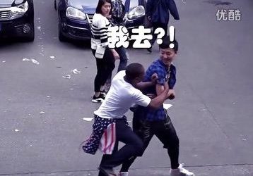 国内恶搞视频节目《小罗恶搞》视频全集在线播放 - 壹悠家