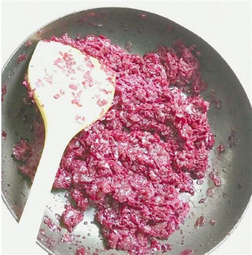 求婚玫瑰被炒成酱