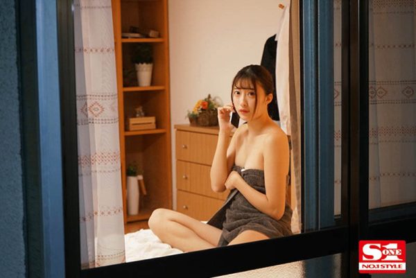 三部偷窥、偷摄类暗黑作品推荐封面及内容欣赏 - 壹悠家