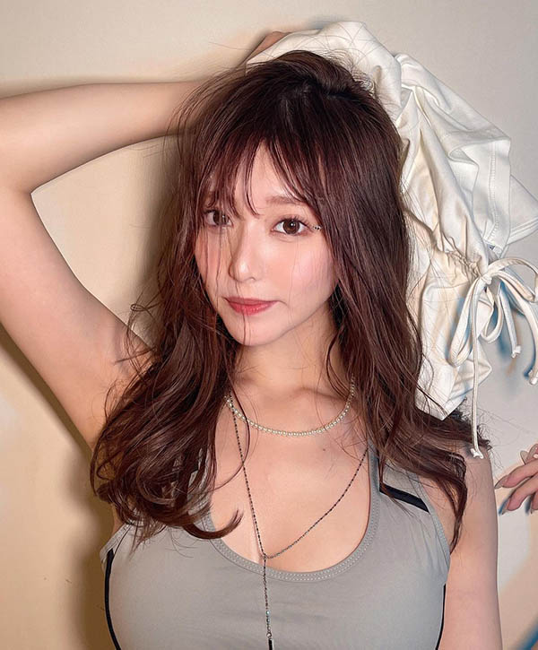 170公分F罩杯顶尖新秀《枫富爱》精选作品推荐封面及内容欣赏 - 壹悠家