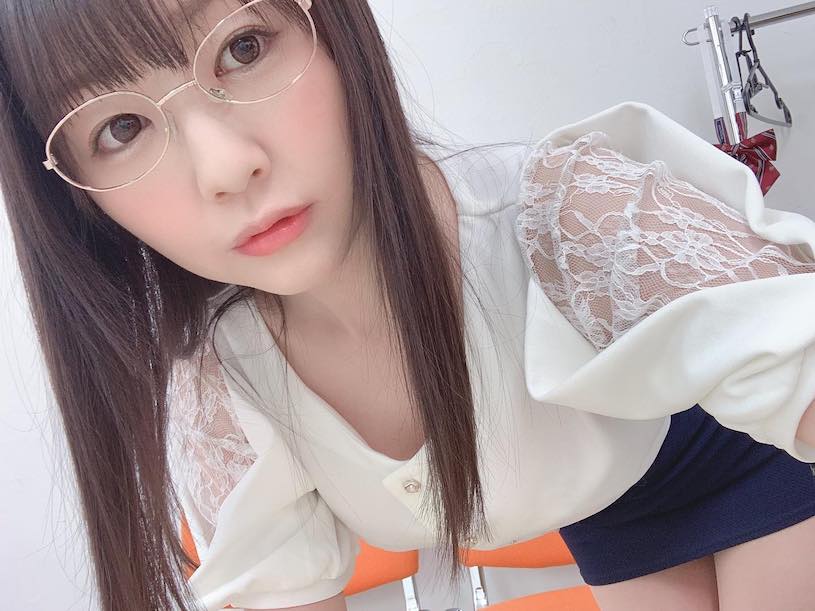 图片[4] - 童颜美乳的正妹女星《蕾》精选作品推荐封面及内容欣赏 - 壹悠家