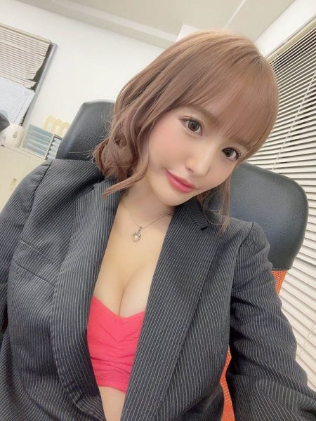 胴体是国宝级超值女星《百永纱里奈》最新作品推荐封面及内容欣赏 - 壹悠家