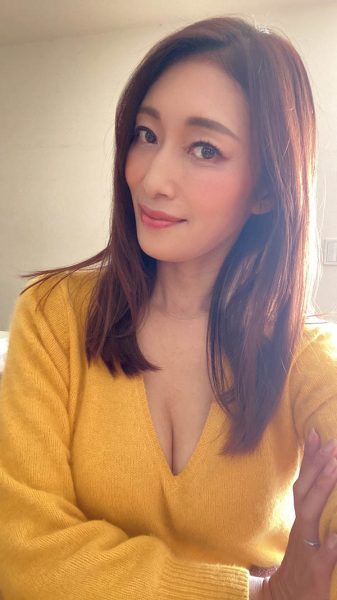 I乃熟女《小早川怜子》精选作品推荐封面及内容欣赏 - 壹悠家