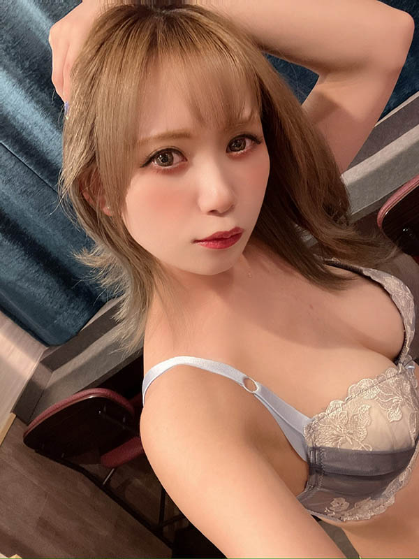 图片[2] - 肉食性正妹女大生《河合乃乃花》精选作品推荐封面及内容欣赏 - 壹悠家