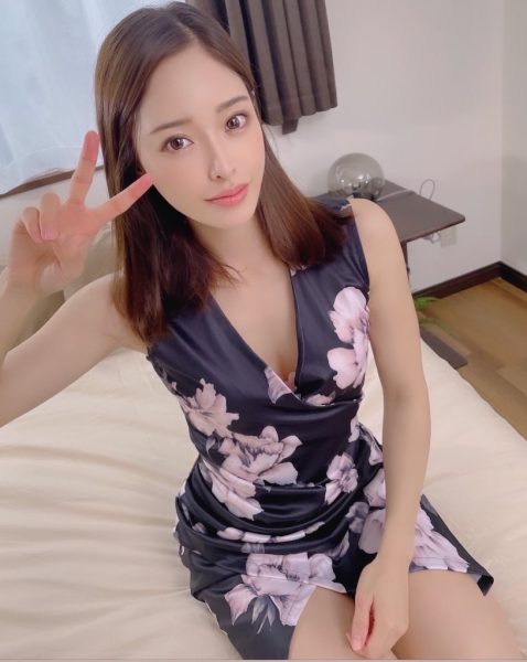 受虐狂辣妹《汐川云丹》精选作品推荐封面及内容欣赏 - 壹悠家