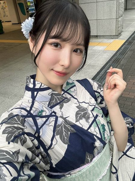 天然美少女《香水纯》精选作品推荐封面及内容欣赏 - 壹悠家