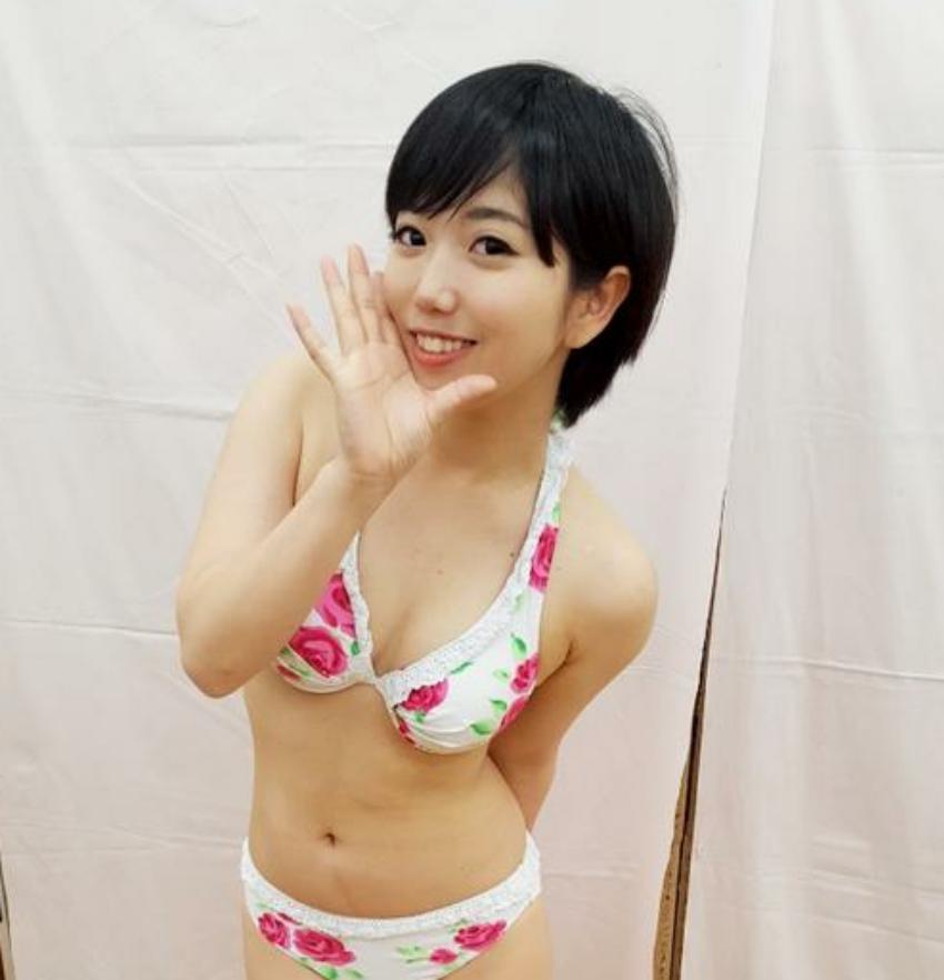 图片[2] - 纯真系短发美少女《柚木彩花》精选作品推荐封面及内容欣赏 - 壹悠家