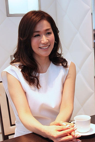 图片[3] - 退役空姐x现役人妻《白石菫》精选作品推荐封面及内容欣赏 - 壹悠家